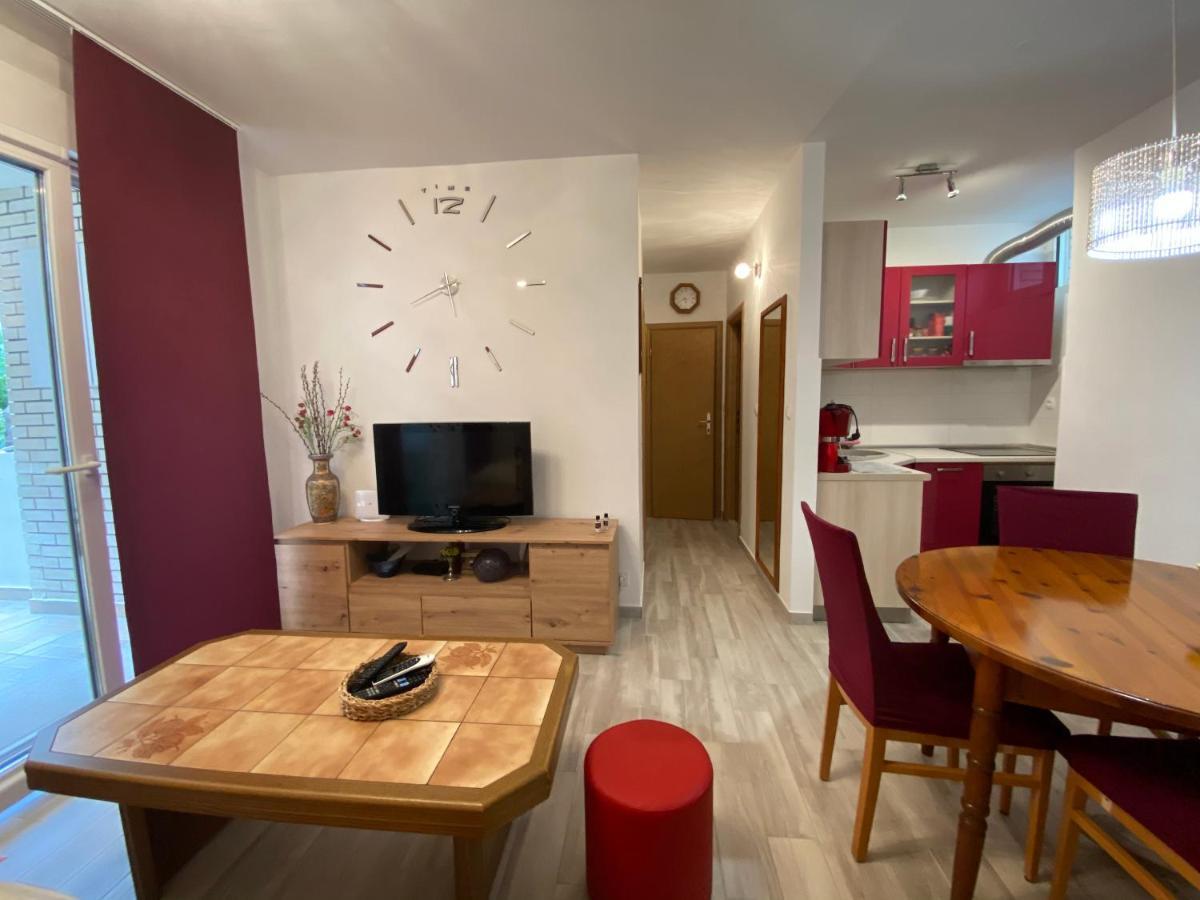 Priko Cetine Apartment Omis Luaran gambar